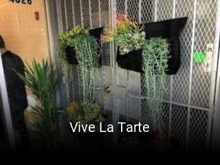 Vive La Tarte open hours