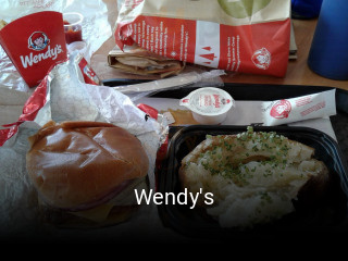 Wendy's open hours